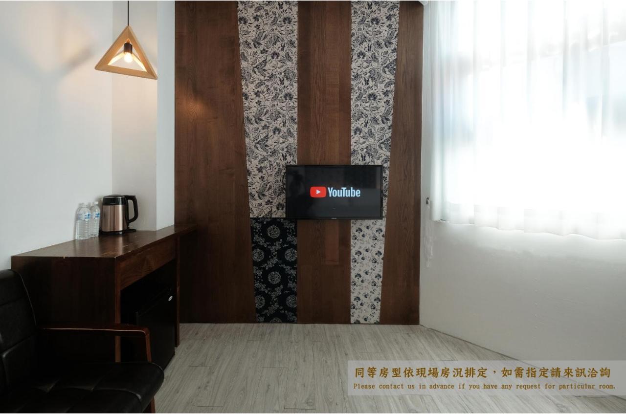 Journey Hostel Тайнань Экстерьер фото
