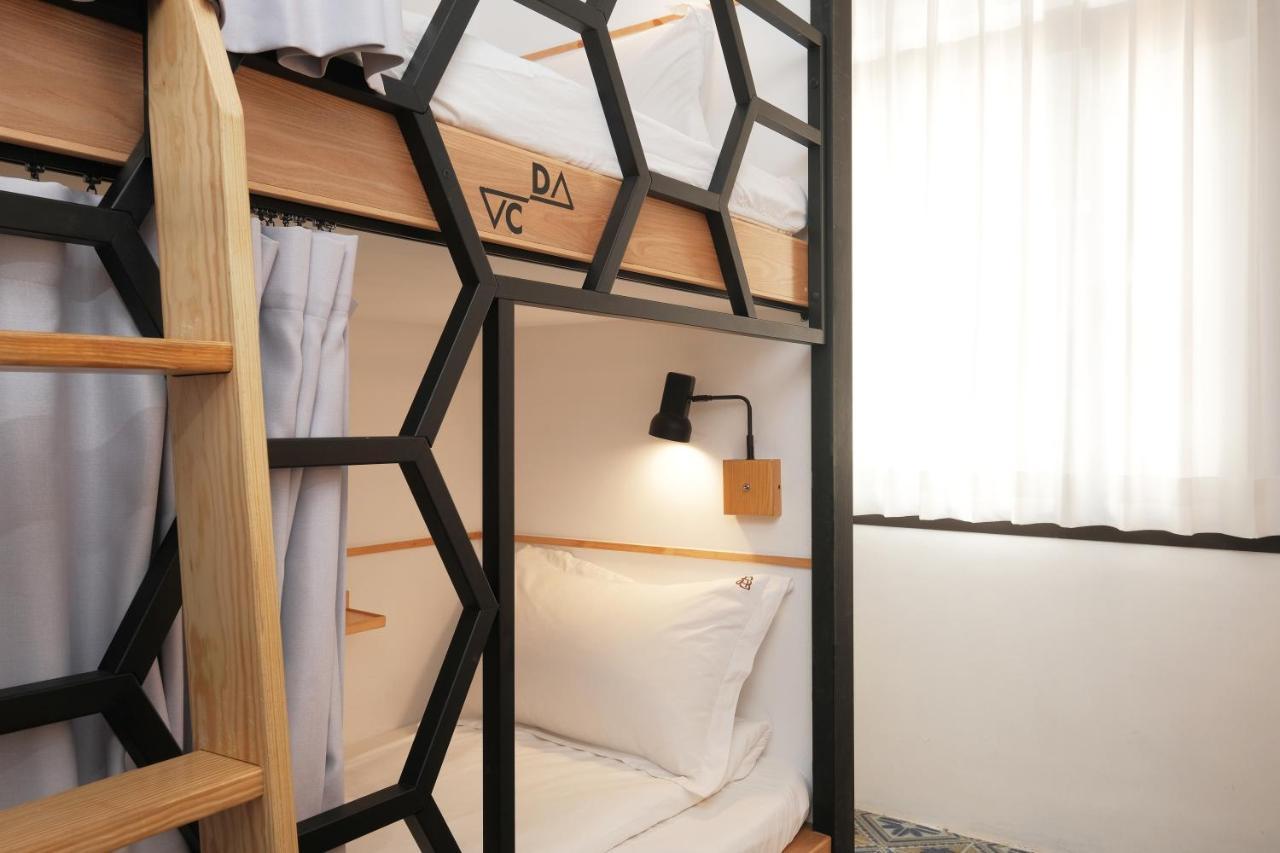 Journey Hostel Тайнань Экстерьер фото