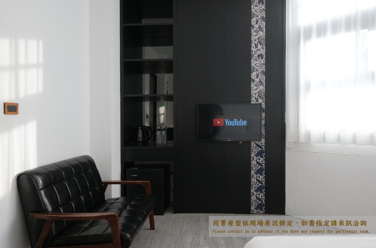 Journey Hostel Тайнань Экстерьер фото