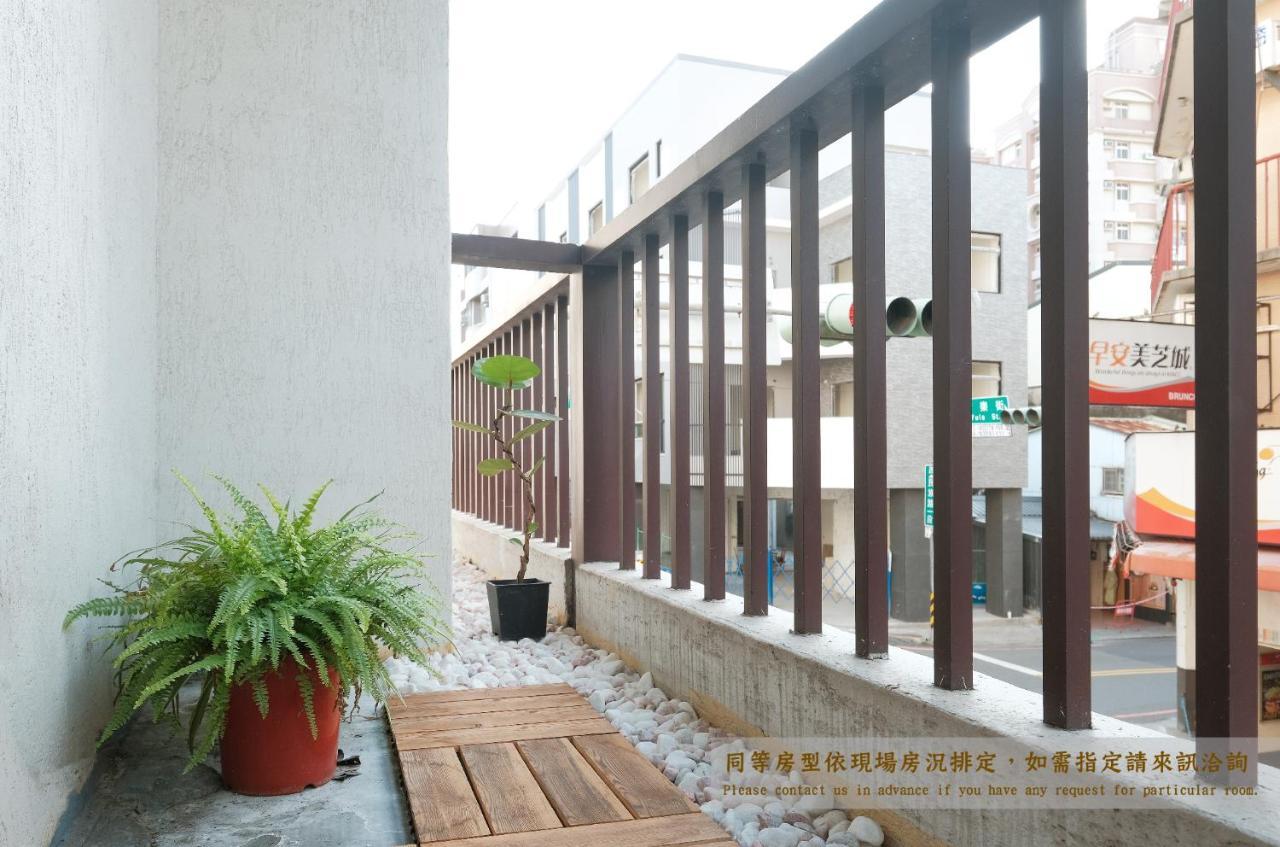 Journey Hostel Тайнань Экстерьер фото
