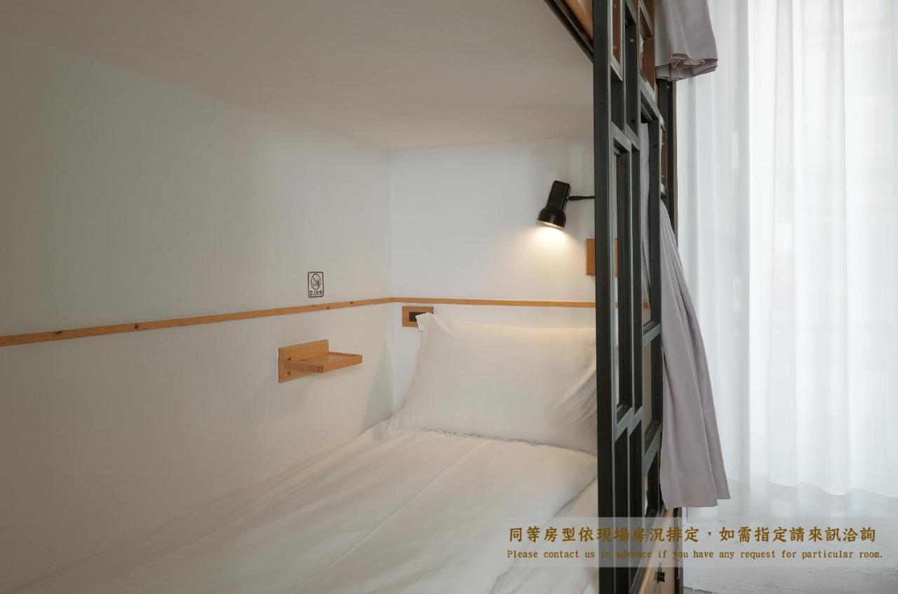 Journey Hostel Тайнань Экстерьер фото