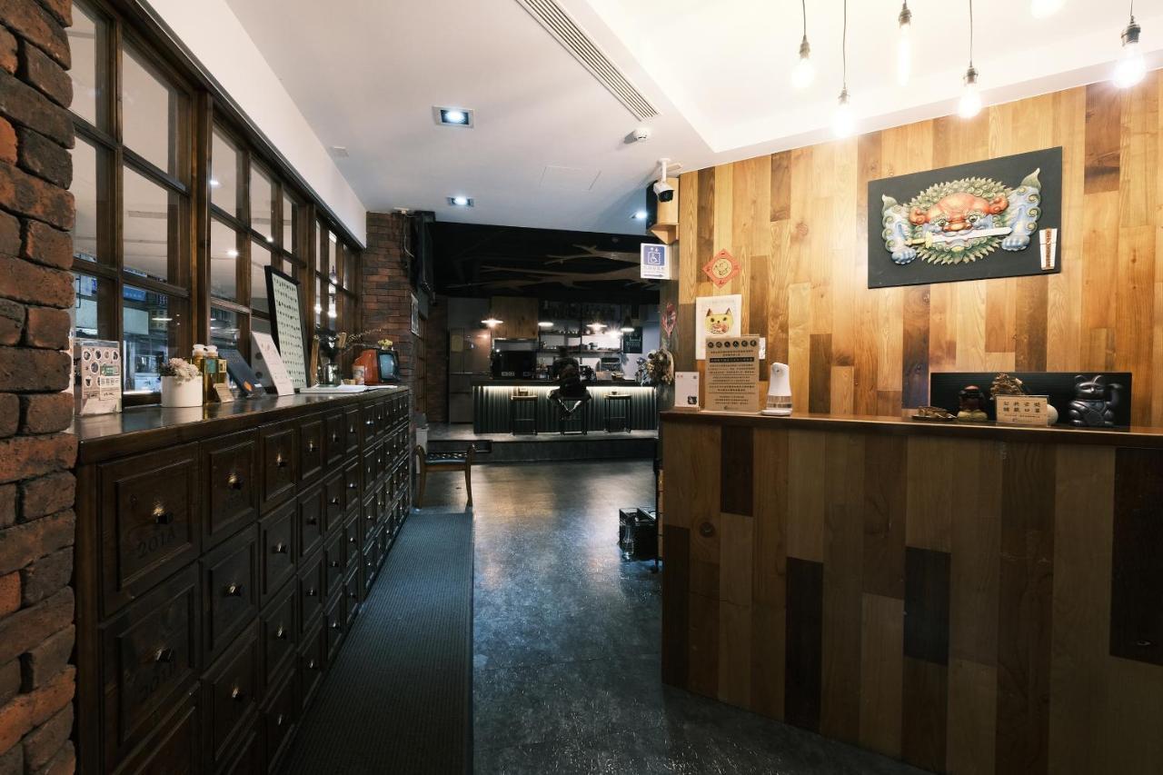 Journey Hostel Тайнань Экстерьер фото