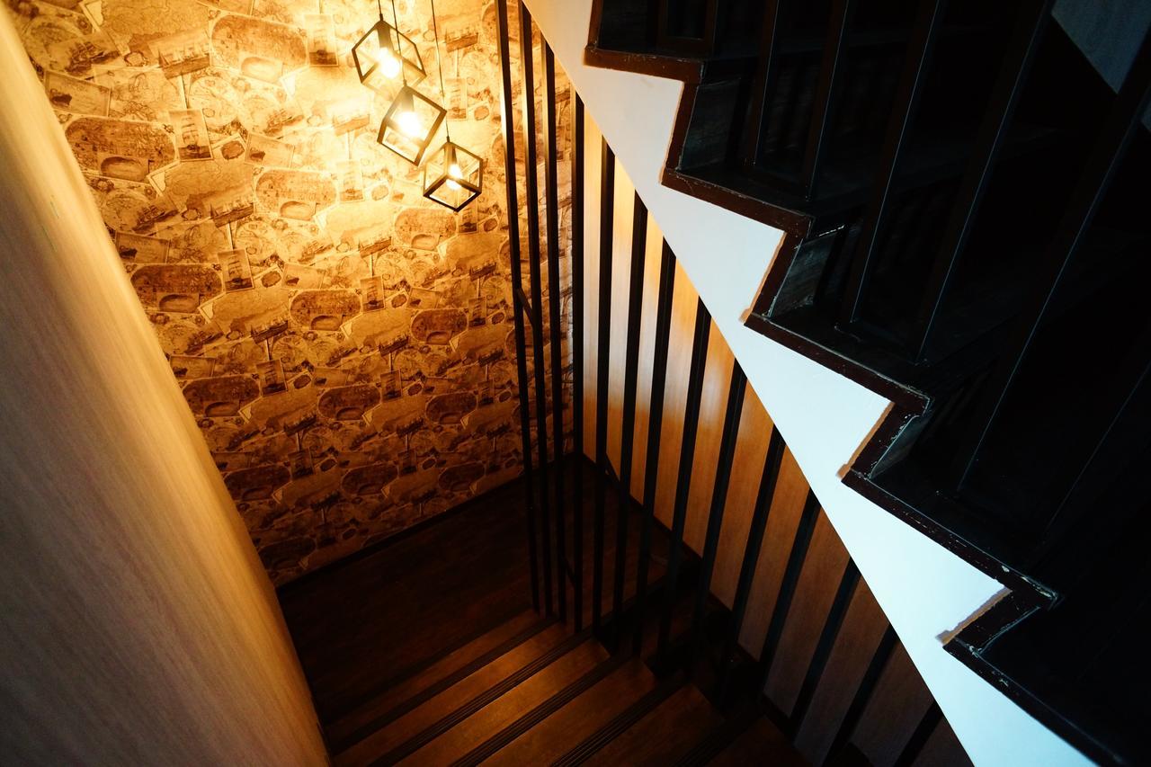Journey Hostel Тайнань Экстерьер фото
